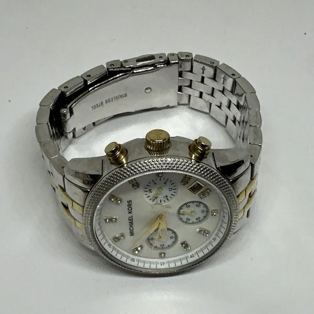 Michael Kors Ritz MK5057 Women's Silver Stainless Steel Analog Dial Watch NUL58